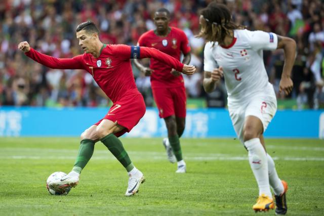 东契奇39+12+10独行侠大胜黄蜂 76人轻取活塞