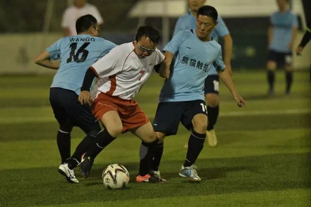拜仁多特欧冠皆失意迎国家德比 数据示拜仁2-1
